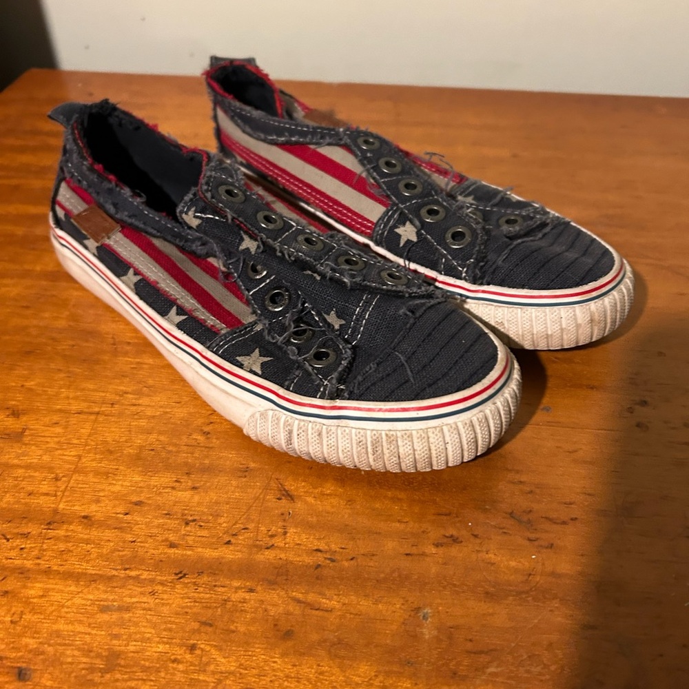 Navy and Red Flag-Pattern Slip-On Sneakers